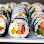 Hướng dẫn cách làm sushi kiểu Việt đơn giản, ngon mê li