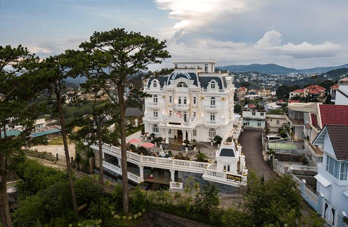 Sepia Hotel nhìn từ trên cao