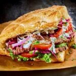 Bánh Mì Thịt Nướng Doner Kebab 1m2 - Món ngon cổ điển vẫn hấp dẫn