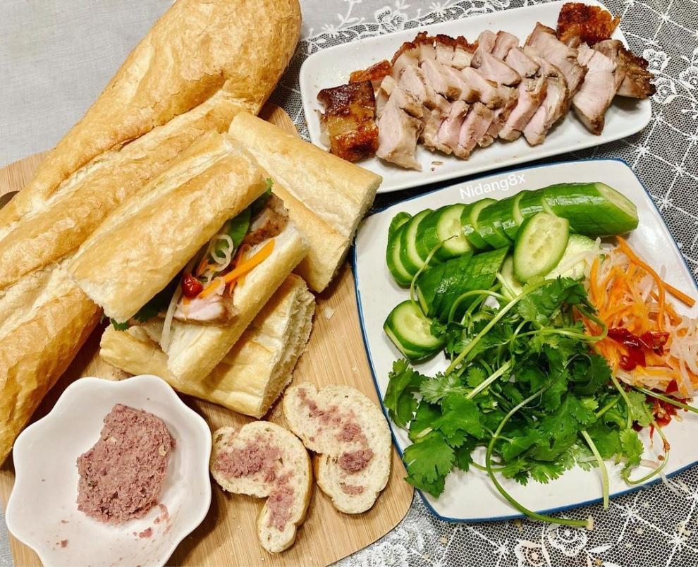 Cách làm nước sốt bánh mì heo quay ngon như ở hàng – Digifood